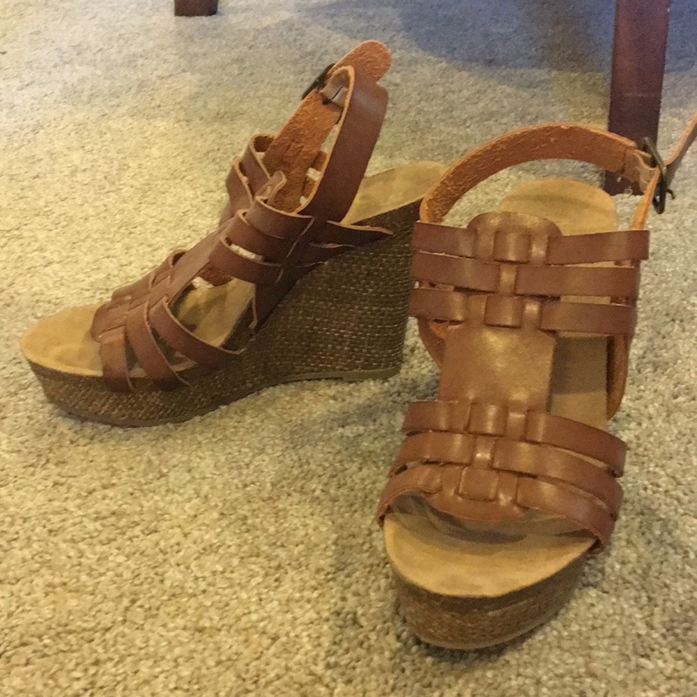 MIA brand new wedge sandals
